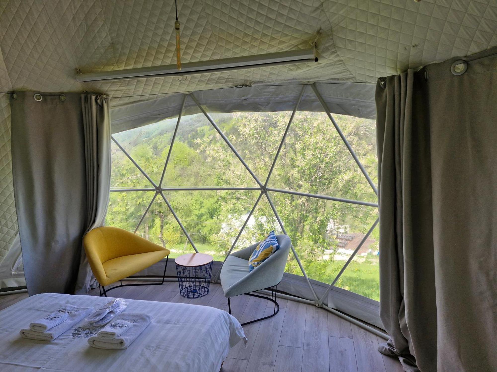Hotel Glamping Georgia Krikhi à Ambrolaouri Extérieur photo
