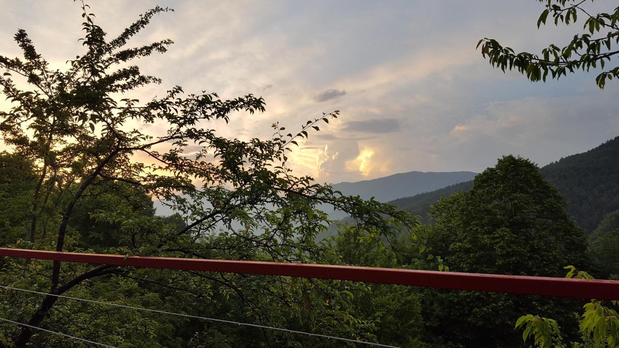 Hotel Glamping Georgia Krikhi à Ambrolaouri Extérieur photo